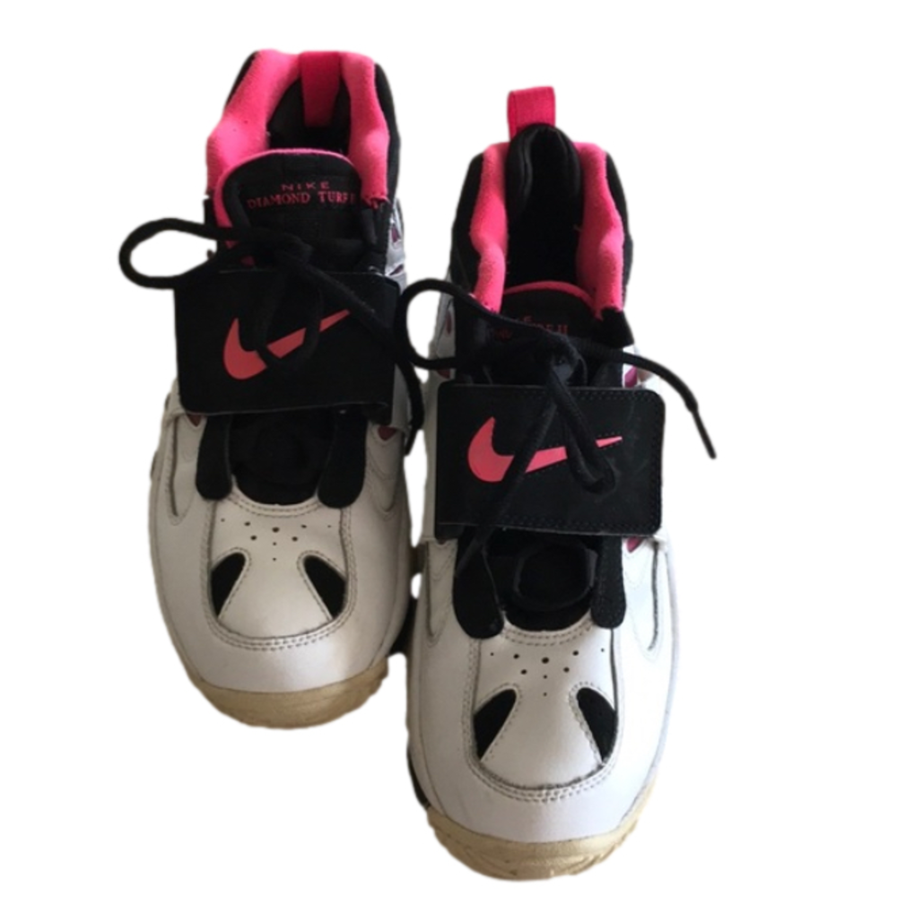 Nike Diamond turf ||